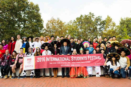 2016 ISF에 참가한 외국인학생들