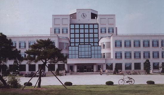 The Seochang Library is built.