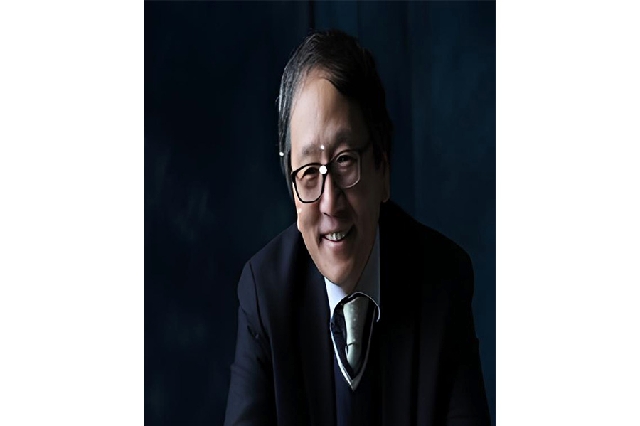 Professor of Linguistics Kim Sung-do becomes the first Asian to ... 대표 이미지